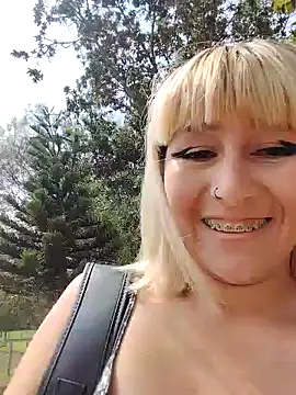 florecita9 online show from 02/05/25, 06:59