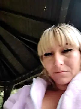 florecita9 online show from 02/11/25, 08:52