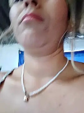 florecita9 online show from 02/21/25, 08:38