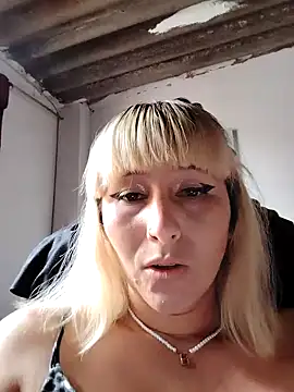 florecita9 online show from 02/22/25, 07:14