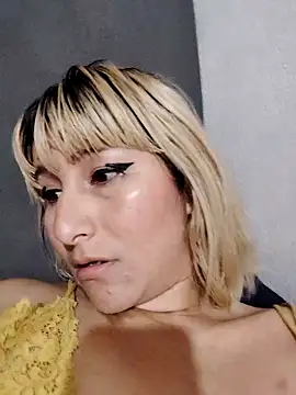 florecita9 online show from 02/25/25, 11:44