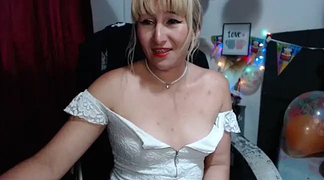 florecita9 online show from 03/01/25, 09:59