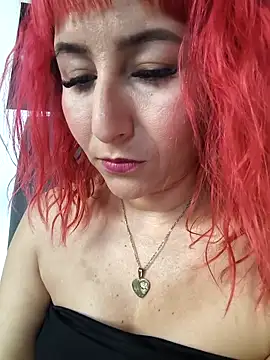 florecita9 online show from 04/23/26, 05:04