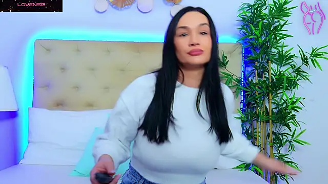 DaliyaArabian online show from 11/24/25, 01:00