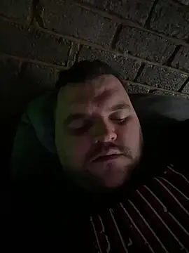 Snapshot of Mikey-HH chatting on 01/04/25, 04:22 Mikey-HH online show from 01/04/25, 04:22