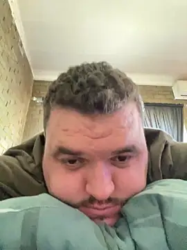 Snapshot of Mikey-HH chatting on 01/18/25, 11:11 Mikey-HH online show from 01/18/25, 11:11