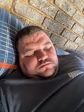 Snapshot of Mikey-HH chatting on 11/05/25, 01:33 Mikey-HH online show from 11/05/25, 01:33