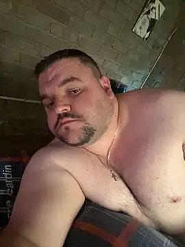 Snapshot of Mikey-HH chatting on 11/06/25, 12:17 Mikey-HH online show from 11/06/25, 12:17