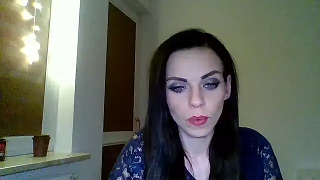 Snapshot of CassieSensual chatting on 12/20/24, 10:22 CassieSensual online show from 12/20/24, 10:22