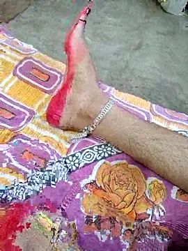 Snapshot of FeltedEuropium chatting on 10/28/25, 09:13 FeltedEuropium online show from 10/28/25, 09:13