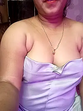 ella mariya online show from 12/26/24, 05:40