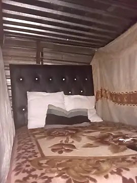 hoittytoittyxx online show from 03/04/26, 06:58