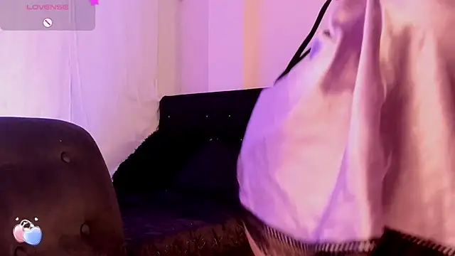 caro03x online show from 09/25/25, 02:59