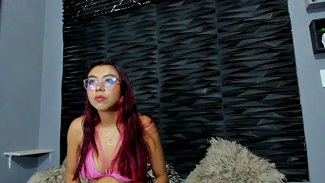 Snapshot of Ava_jones1 chatting on 11/05/25, 01:00 Ava jones1 online show from 11/05/25, 01:00