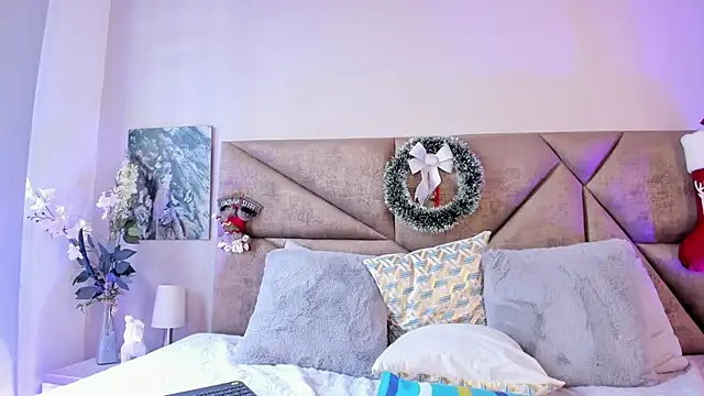 Salomesimos1 online show from 12/13/24, 06:16