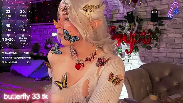 Snapshot of Alex_Howell chatting on 03/08/25, 11:39 Alex Howell online show from 03/08/25, 11:39