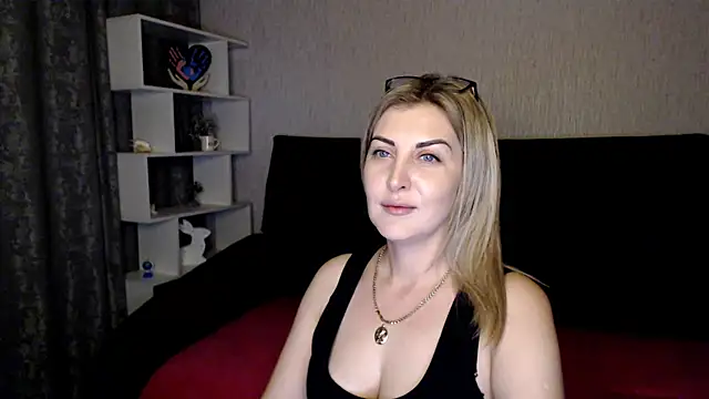 Snapshot of Amelia_Harper chatting on 12/01/24, 04:40 Amelia Harper online show from 12/01/24, 04:40