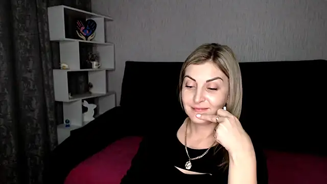 Snapshot of Amelia_Harper chatting on 12/06/24, 06:39 Amelia Harper online show from 12/06/24, 06:39