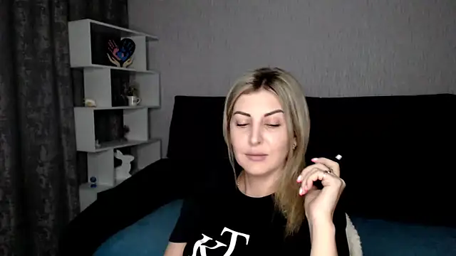 Snapshot of Amelia_Harper chatting on 12/10/24, 03:12 Amelia Harper online show from 12/10/24, 03:12