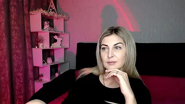 Snapshot of Amelia_Harper chatting on 12/23/24, 02:50 Amelia Harper online show from 12/23/24, 02:50