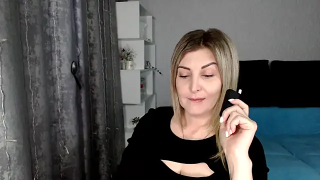 Snapshot of Amelia_Harper chatting on 02/28/25, 03:26 Amelia Harper online show from 02/28/25, 03:26