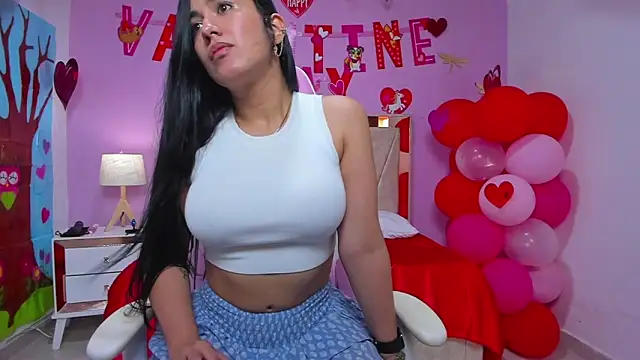 Miia harper  online show from 02/05/25, 01:00