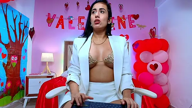 Miia harper  online show from 02/15/25, 12:26