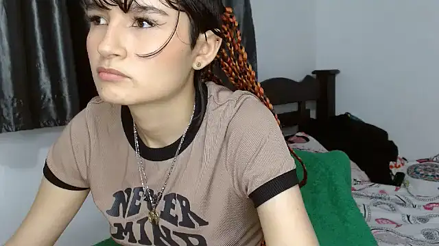 Snapshot of saritapretyy chatting on 02/20/25, 02:40 saritapretyy online show from 02/20/25, 02:40