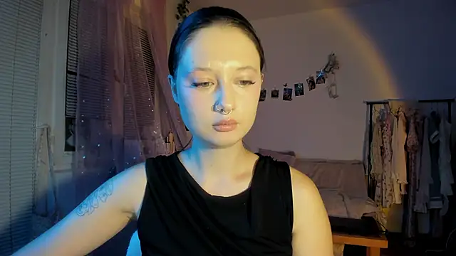 Snapshot of Jenny_darling_love chatting on 09/20/25, 06:09 Jenny darling love online show from 09/20/25, 06:09