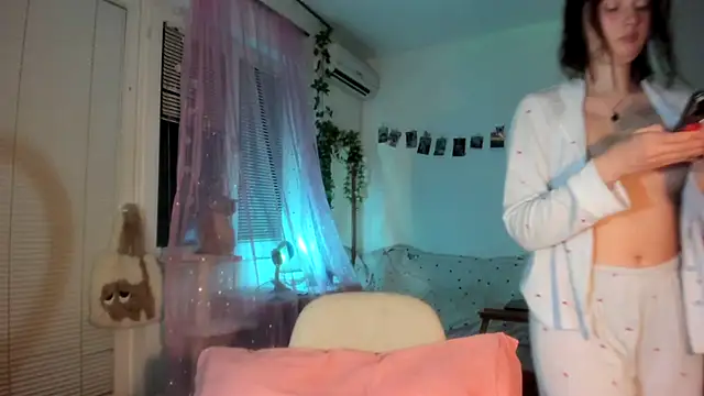 Jenny darling love online show from 04/20/26, 06:31