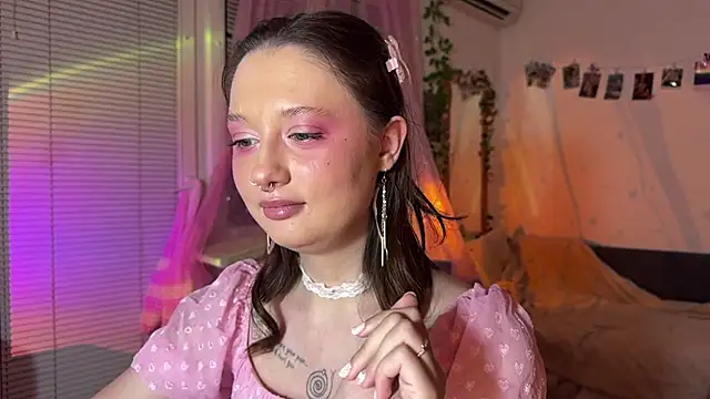 Jenny darling love online show from 06/23/26, 07:12
