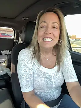 Cherry-red-xo online show from 03/13/25, 08:54