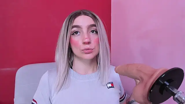 Kate bunny  online show from 03/27/26, 11:21