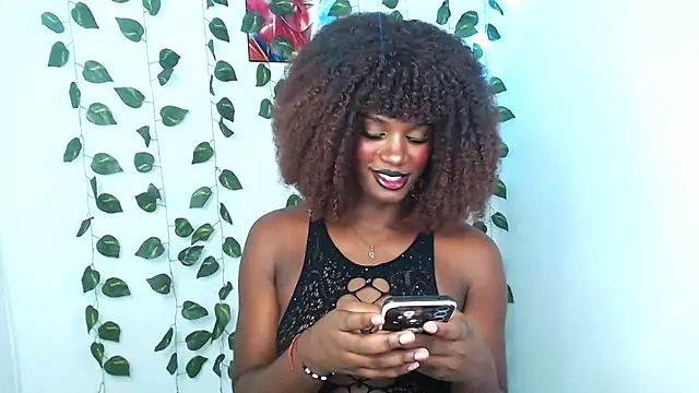 stefanny hot03 online show from 04/18/26, 07:58