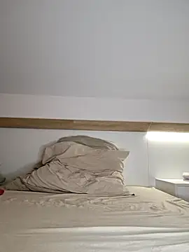 Xladycharme online show from 12/02/25, 03:40