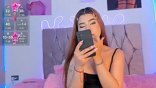 Ashley piinkk  online show from 09/17/25, 12:29