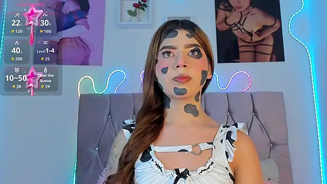 Ashley piinkk  online show from 10/19/25, 10:38