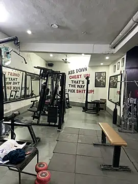 shivani0999 online show from 02/01/26, 11:53