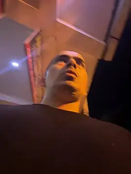 shivani0999 online show from 02/05/26, 10:25