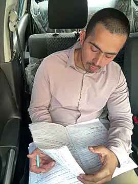 shivani0999 online show from 02/11/26, 03:44