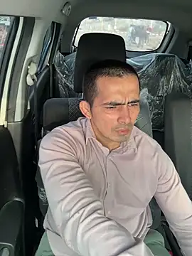 shivani0999 online show from 02/21/26, 03:18