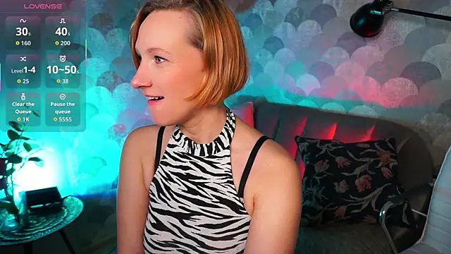 UmaTruewoman online show from 10/05/25, 05:39