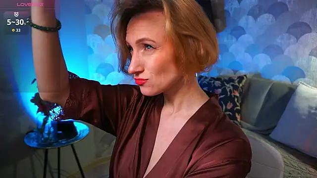 UmaTruewoman online show from 10/25/25, 05:48