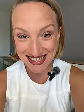 UmaTruewoman online show from 04/26/26, 03:48