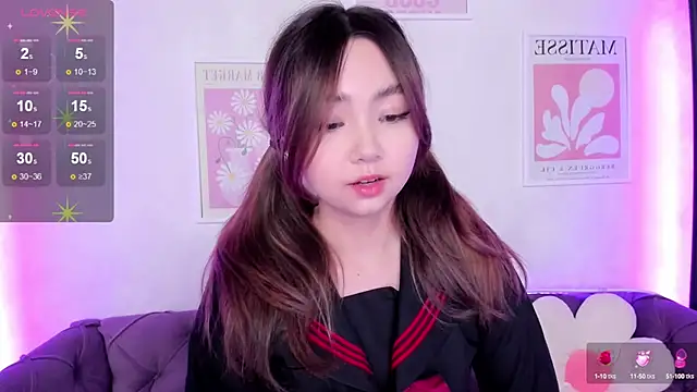 Snapshot of Fluffy_Rose chatting on 03/10/25, 01:45 Fluffy Rose online show from 03/10/25, 01:45