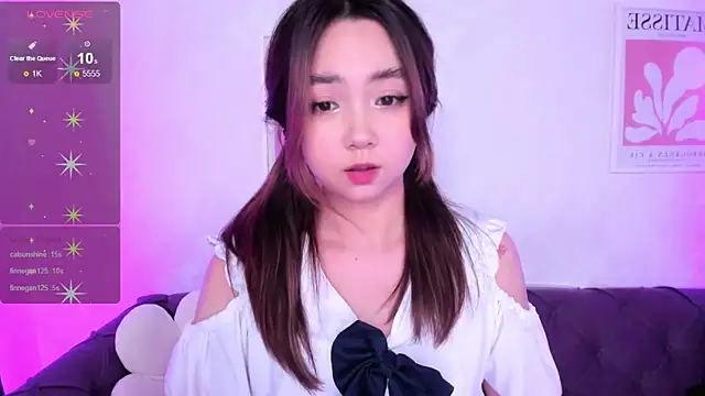 Snapshot of Fluffy_Rose chatting on 03/21/25, 11:22 Fluffy Rose online show from 03/21/25, 11:22