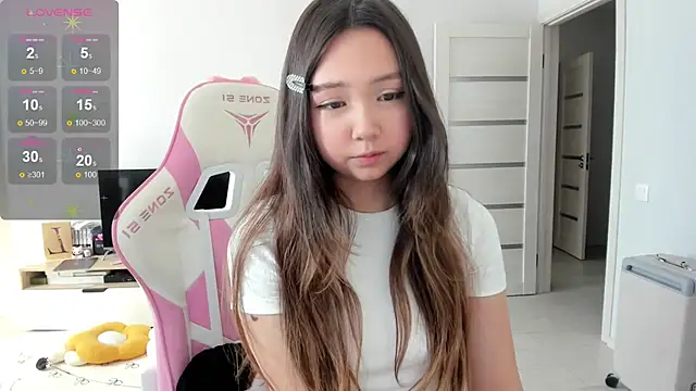 Fluffy Rose online show from 06/20/26, 03:09