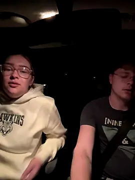 xX HotCouple Xx online show from 10/19/25, 06:08