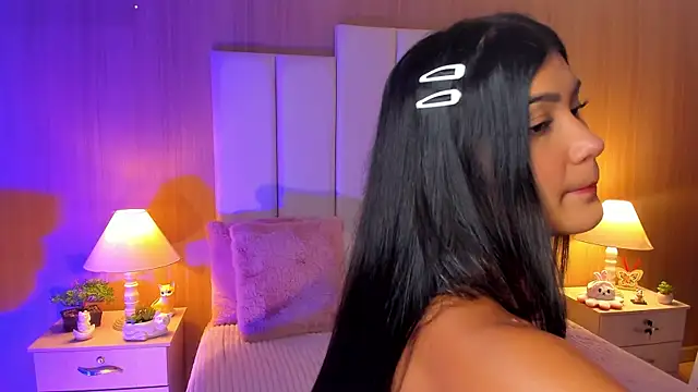 CaseyPiierce online show from 11/10/25, 07:57