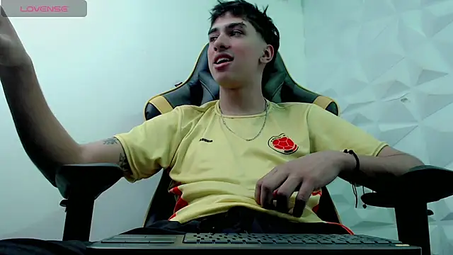 Jake tripp online show from 12/22/24, 03:44